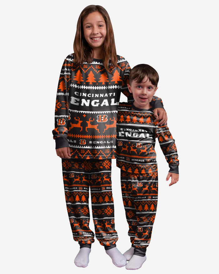 Cincinnati Bengals Youth Family Holiday Pyjamas FOCO 4 - FOCO.com | UK & IRE