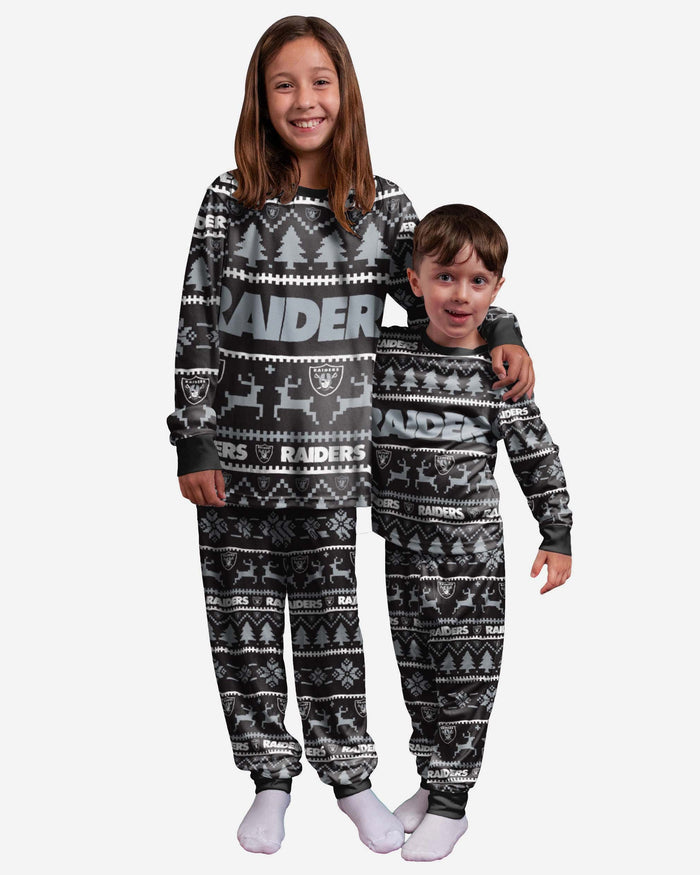 Las Vegas Raiders Youth Family Holiday Pyjamas FOCO 4 - FOCO.com | UK & IRE