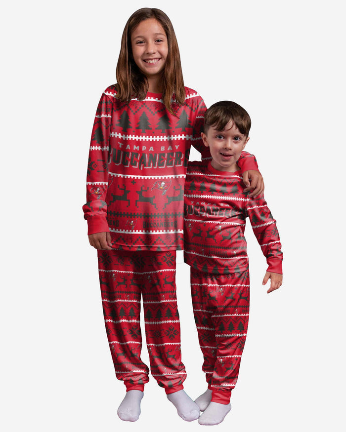 Tampa Bay Buccaneers Youth Family Holiday Pyjamas FOCO 4 - FOCO.com | UK & IRE