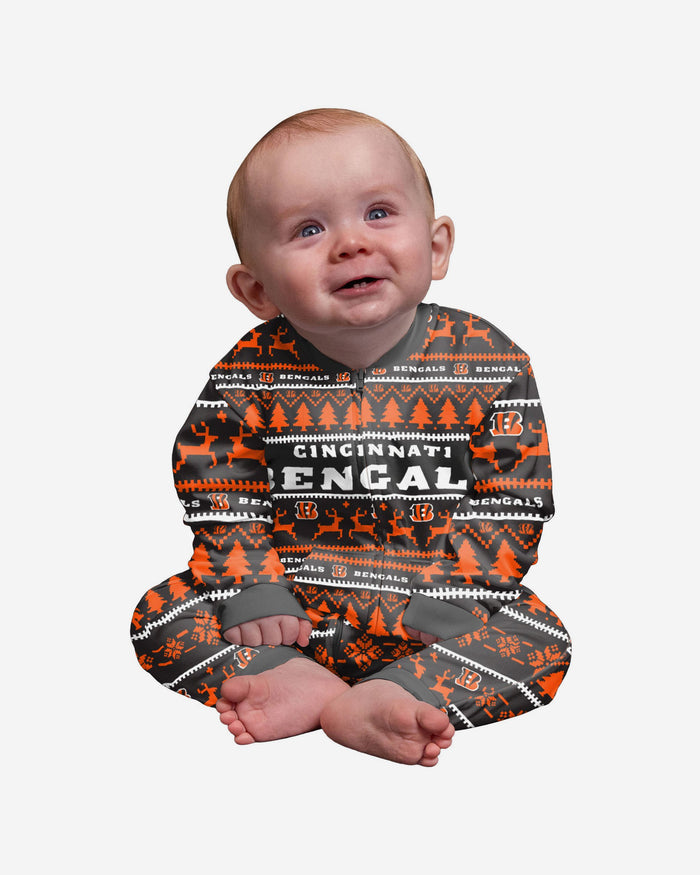 Cincinnati Bengals Infant Family Holiday Pyjamas FOCO 12M - FOCO.com | UK & IRE