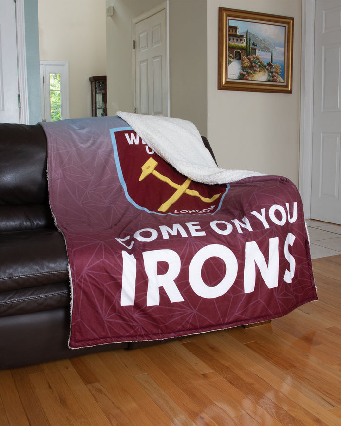West Ham United FC Slogan Sherpa Plush Throw Blanket FOCO - FOCO.com | UK & IRE