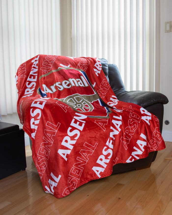 Arsenal FC Supreme Slumber Plush Throw Blanket FOCO - FOCO.com | UK & IRE