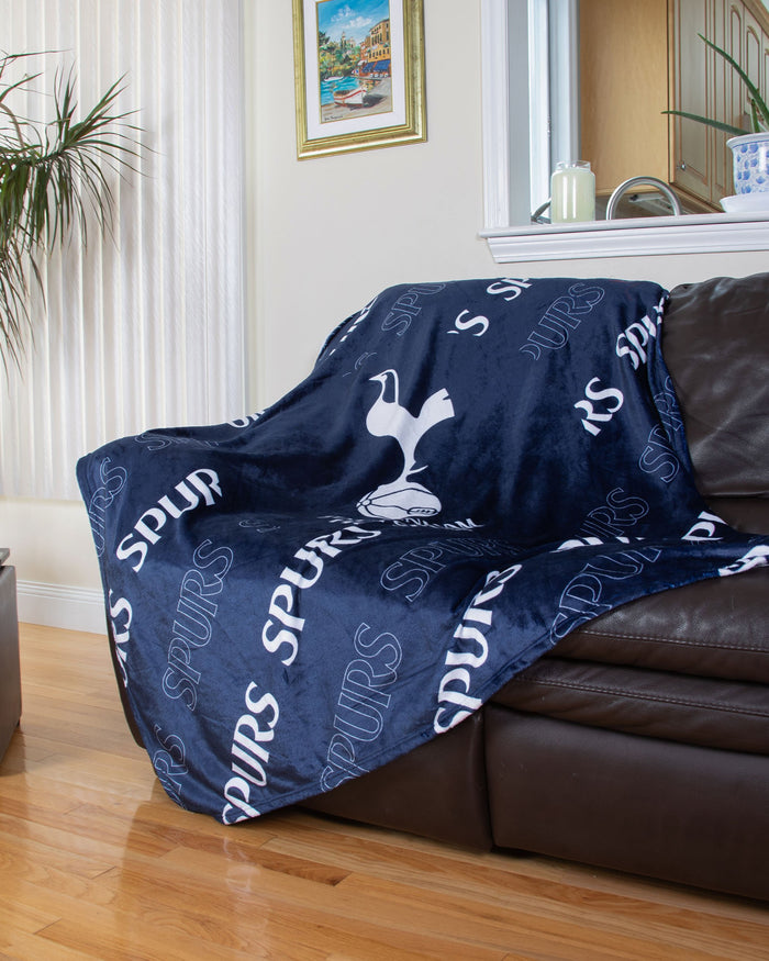 Tottenham Hotspur Supreme Slumber Plush Throw Blanket FOCO - FOCO.com | UK & IRE