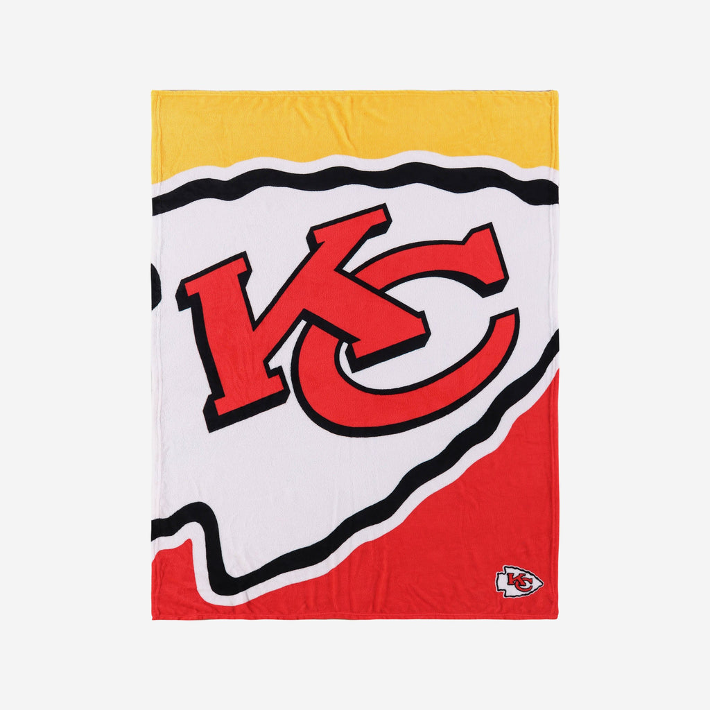 Kansas City Chiefs Supreme Slumber Plush Throw Blanket FOCO - FOCO.com | UK & IRE