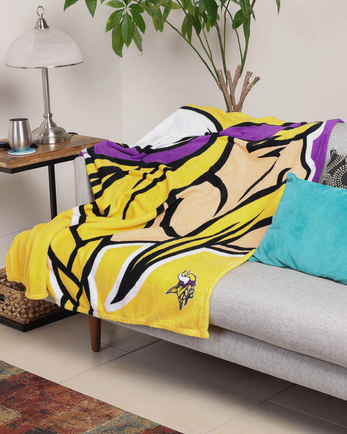 Minnesota Vikings Supreme Slumber Plush Throw Blanket FOCO - FOCO.com | UK & IRE