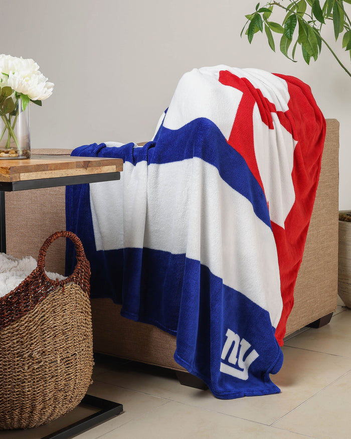 New York Giants Supreme Slumber Plush Throw Blanket FOCO - FOCO.com | UK & IRE