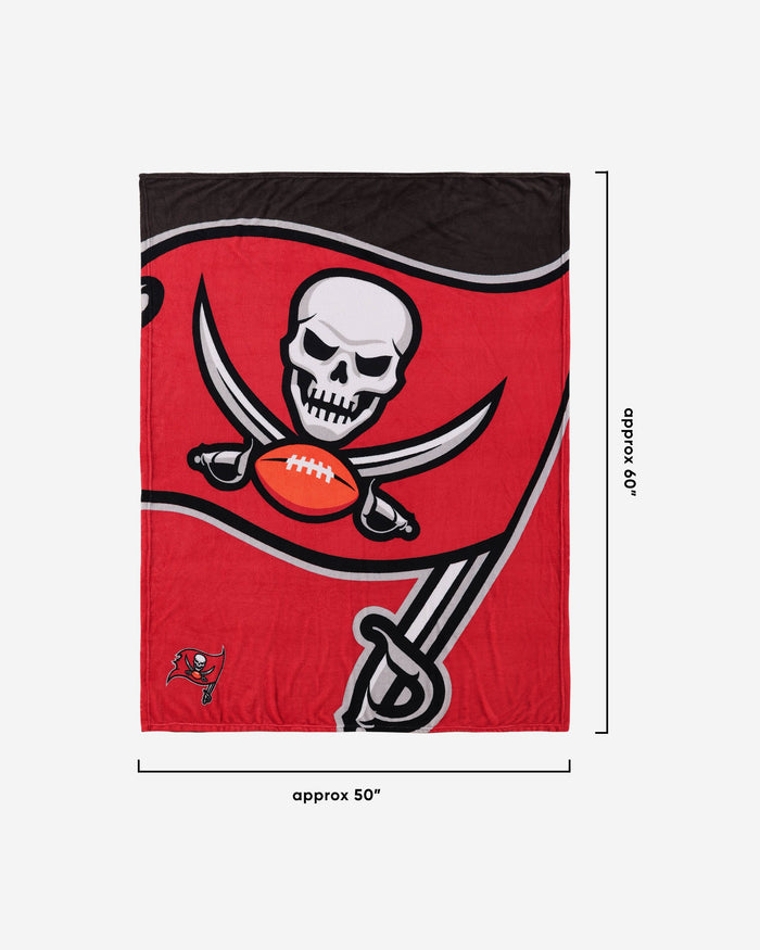 Tampa Bay Buccaneers Supreme Slumber Plush Throw Blanket FOCO - FOCO.com | UK & IRE
