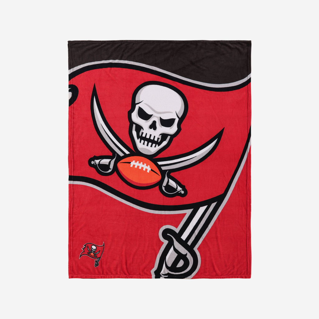 Tampa Bay Buccaneers Supreme Slumber Plush Throw Blanket FOCO - FOCO.com | UK & IRE