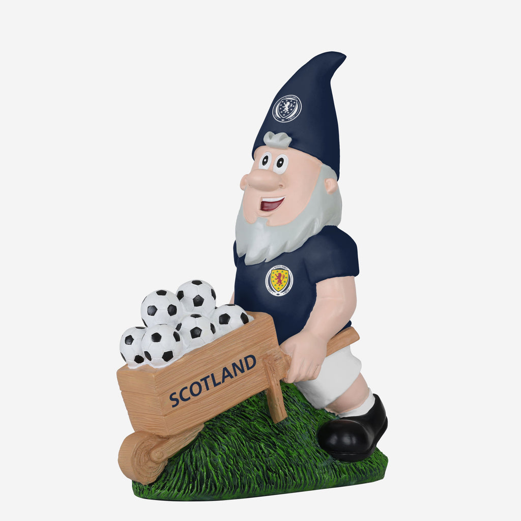 Scotland Wheelbarrow Gnome FOCO - FOCO.com | UK & IRE