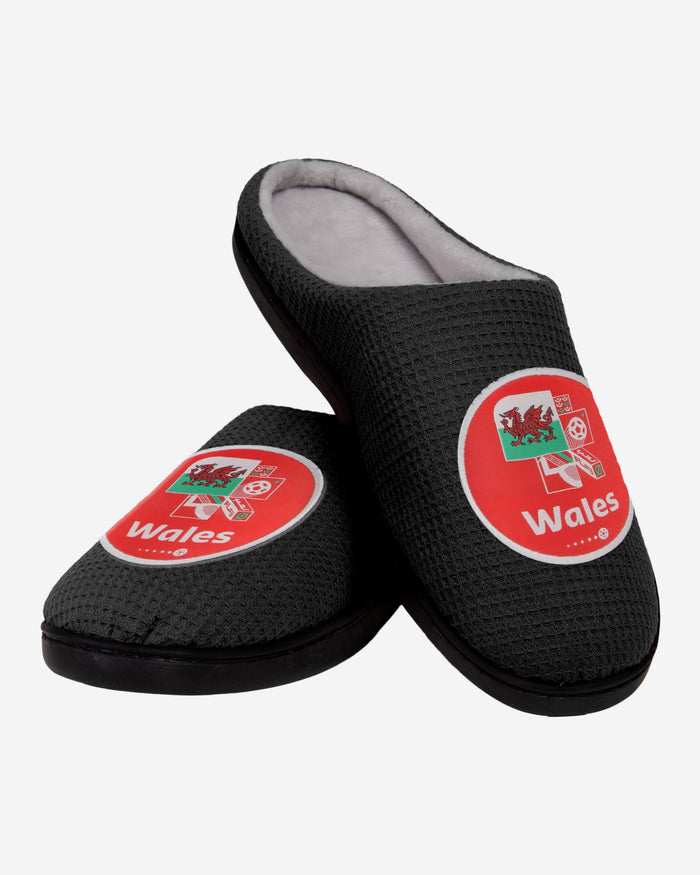 Wales FIFA World Cup Qatar 2022 Memory Foam Slipper FOCO - FOCO.com | UK & IRE