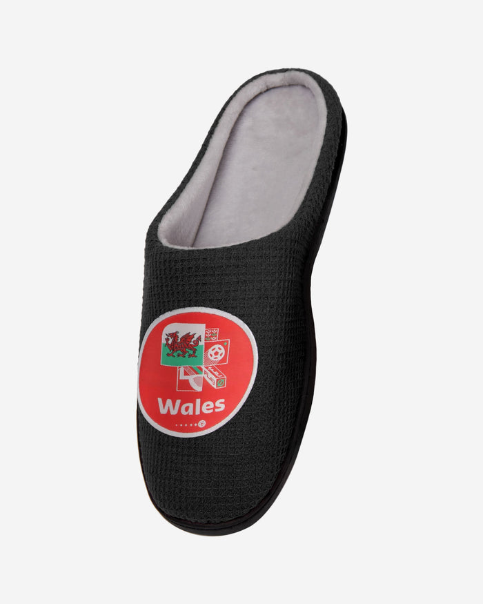 Wales FIFA World Cup Qatar 2022 Memory Foam Slipper FOCO - FOCO.com | UK & IRE