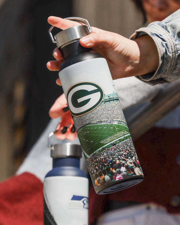 Green Bay Packers Home Field Hydration 750 mL Bottle FOCO - FOCO.com | UK & IRE
