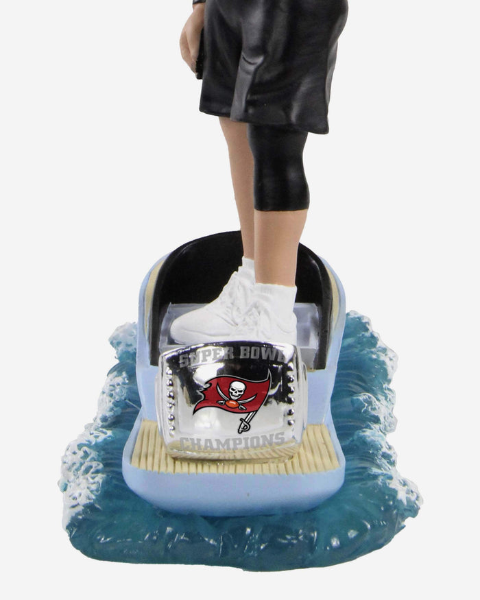 Tom Brady Tampa Bay Buccaneers Goat Boat Thematic Bobblehead FOCO - FOCO.com | UK & IRE