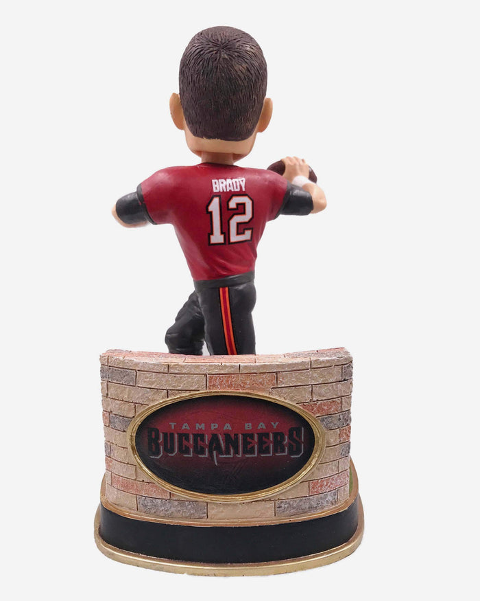 Tom Brady Tampa Bay Buccaneers Welcome Bobblehead FOCO - FOCO.com | UK & IRE