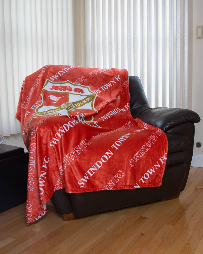 Swindon Town FC Supreme Slumber Plush Throw Blanket FOCO - FOCO.com | UK & IRE