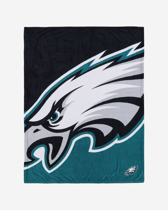 Philadelphia Eagles Supreme Slumber Plush Throw Blanket FOCO - FOCO.com | UK & IRE
