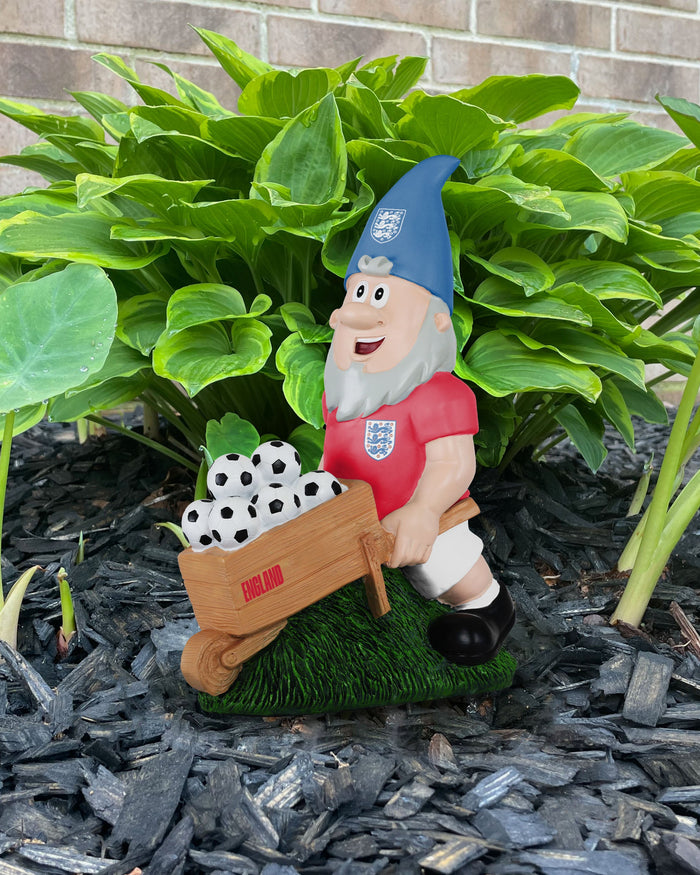 England Wheelbarrow Gnome FOCO - FOCO.com | UK & IRE