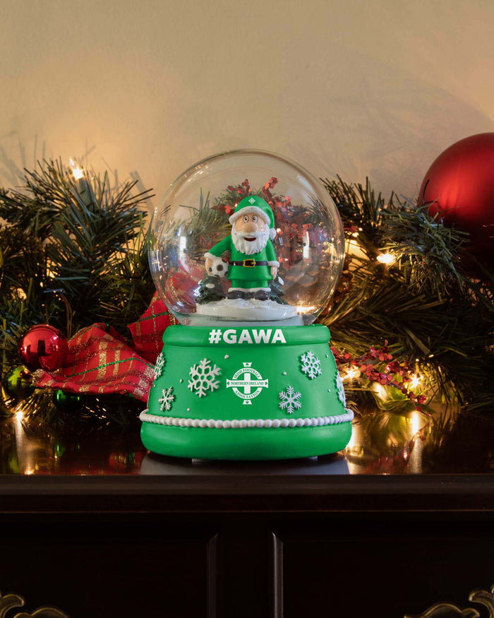 Northern Ireland Gnome Snow Globe FOCO - FOCO.com | UK & IRE