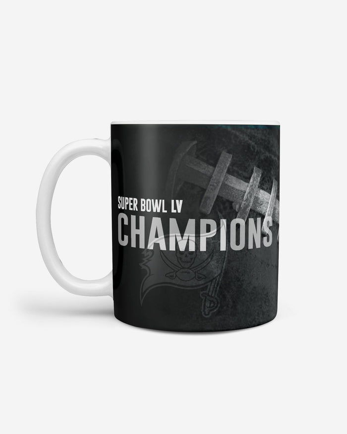 Tampa Bay Buccaneers Super Bowl LV Champions Mug FOCO - FOCO.com | UK & IRE