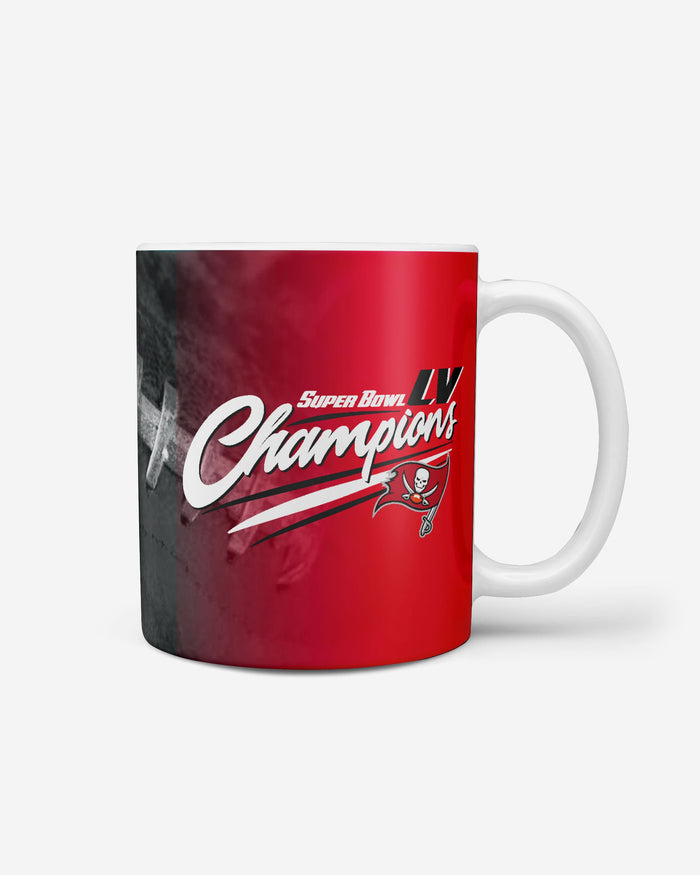 Tampa Bay Buccaneers Super Bowl LV Champions Mug FOCO - FOCO.com | UK & IRE