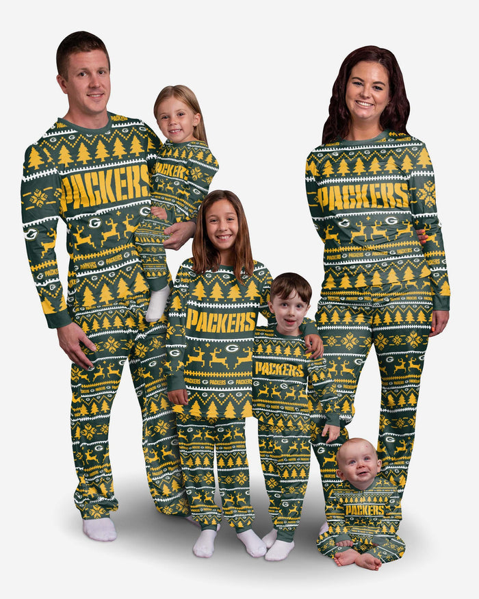 Green Bay Packers Family Holiday Pyjamas FOCO - FOCO.com | UK & IRE